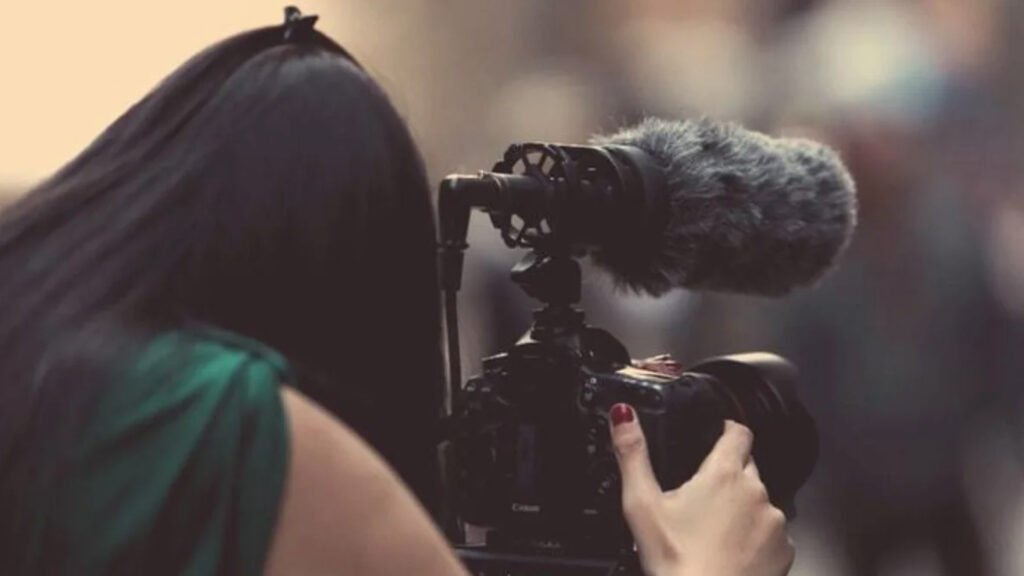 Acceleration Community of Companies Acquires Influencer Marketing Agency Pixly